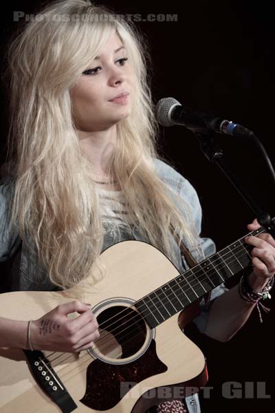 NINA NESBITT - 2012-03-10 - PARIS - La Maroquinerie - 